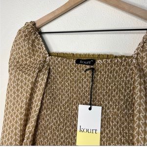 NWT Kourt dress XS. Metallic Lurex